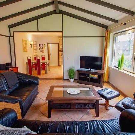 Zur Alten Muehle Holiday home Krummhoern