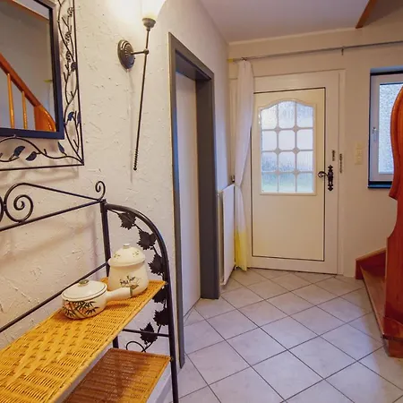 Zur Alten Muehle Holiday home Krummhoern